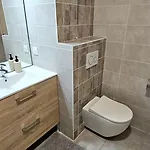 Center Nice, 10min Beach, Parking, Terrace, Direct Tram Apartman