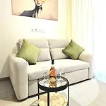 Center Nice, 10min Beach, Parking, Terrace, Direct Tram *