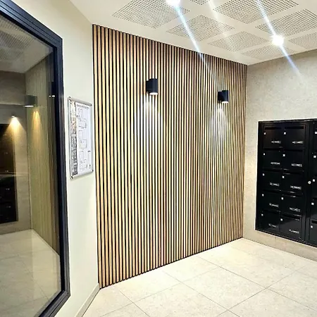 Apartman Center Nice, 10Min Beach, Parking, Terrace, Direct Tram *