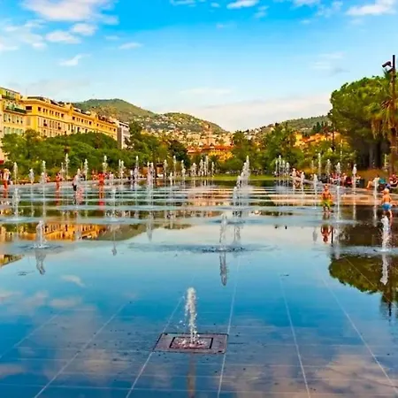 Center Nice, 10min Beach, Parking, Terrace, Direct Tram * Nice