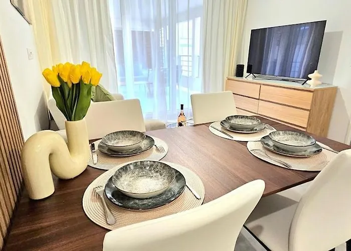 Center Nice, 10Min Beach, Parking, Terrace, Direct Tram * Nizza