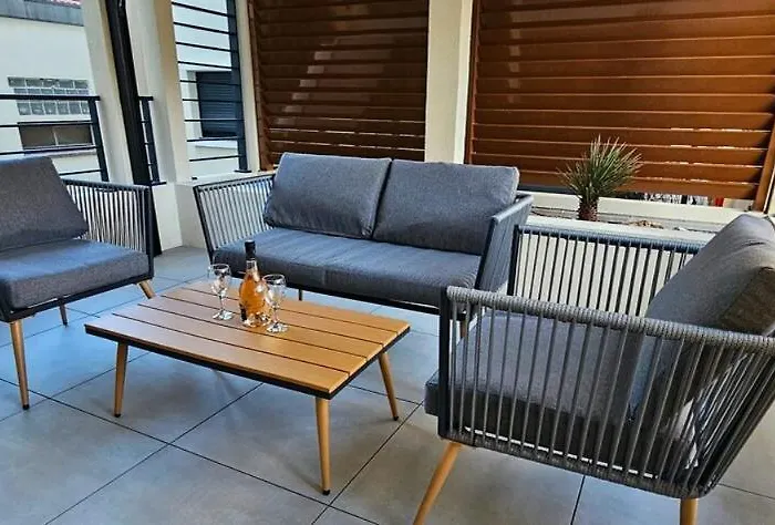 Apartamento Center Nice, 10Min Beach, Parking, Terrace, Direct Tram