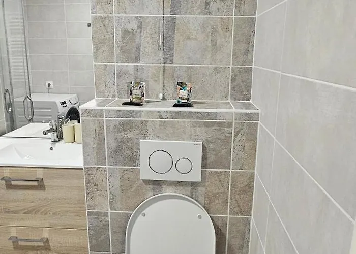 Apartman Center Nice, 10Min Beach, Parking, Terrace, Direct Tram