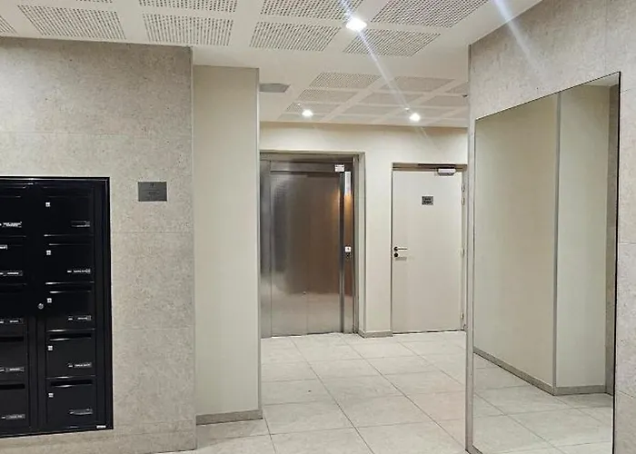 Apartman Center Nice, 10Min Beach, Parking, Terrace, Direct Tram *