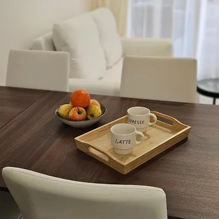 Center Nice, 10min Beach, Parking, Terrace, Direct Tram Apartman