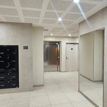 Apartman Center Nice, 10min Beach, Parking, Terrace, Direct Tram *